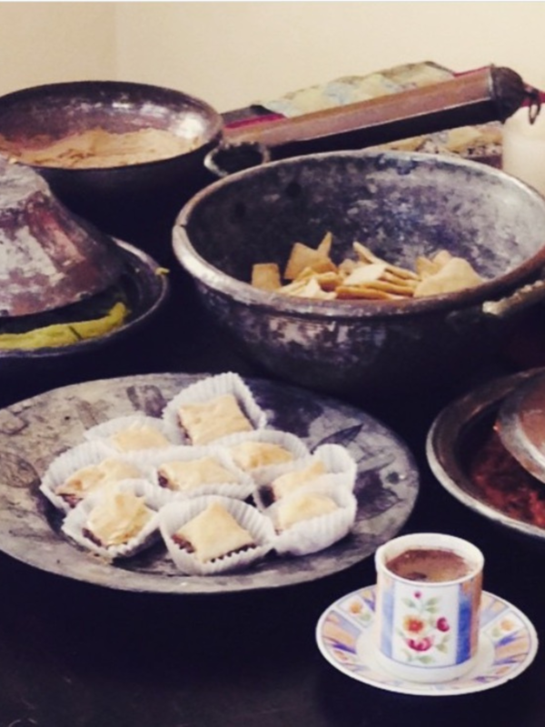 Baklava Bonanza: Delicious Nut-Filled Multilayered Pastries! - Image 3