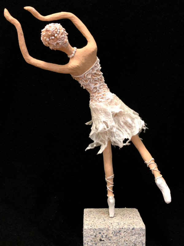 How to Make a Ballerina Sculpture in Fabric using Fabric Hardener (Paverpol) - Image 4