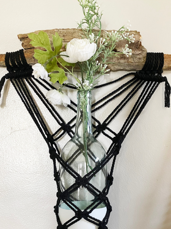 The Basics of Macrame and Macra-Weave Wall Hanging Decor