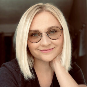 Becca Dye Artist