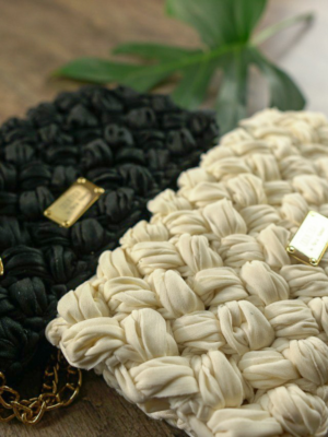 How to Make a Crochet Clutch
