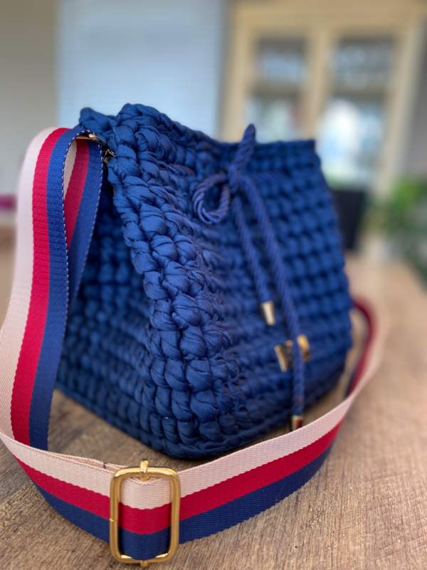 How to Make a Crochet Crossbody Purse