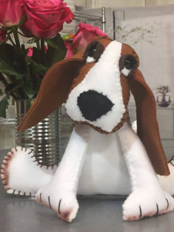 How to Make Super Cute Felt Dogs