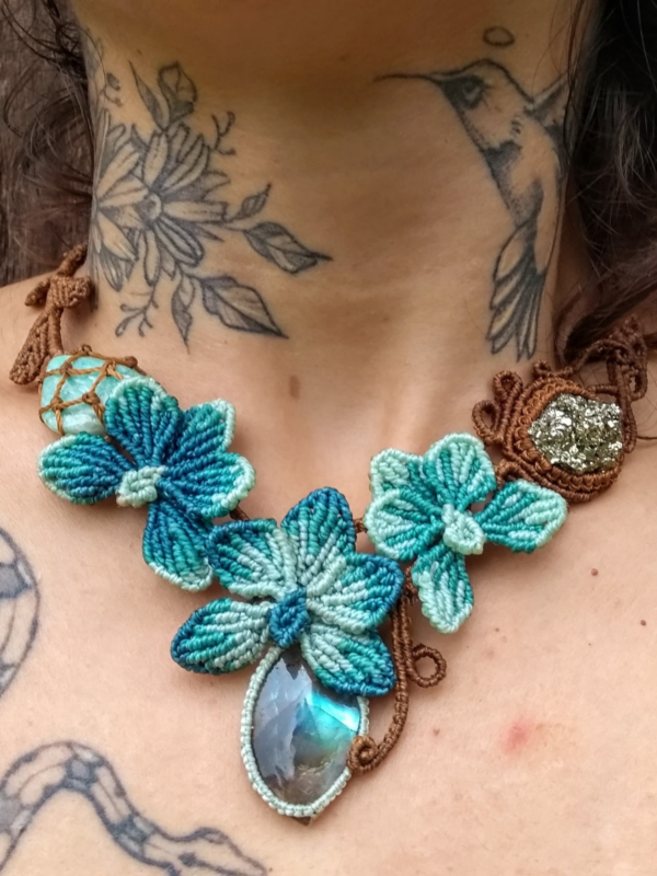 Como Fazer  Joias De Flores Em Mini Macramê (How to Make Mini Macramé Flower Jewelry)