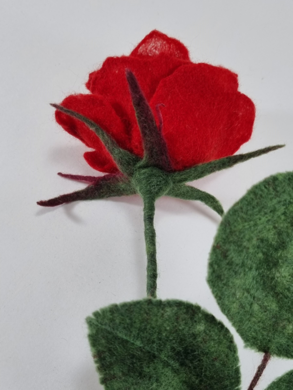 How to Make a Realistic Needle Felted Rose