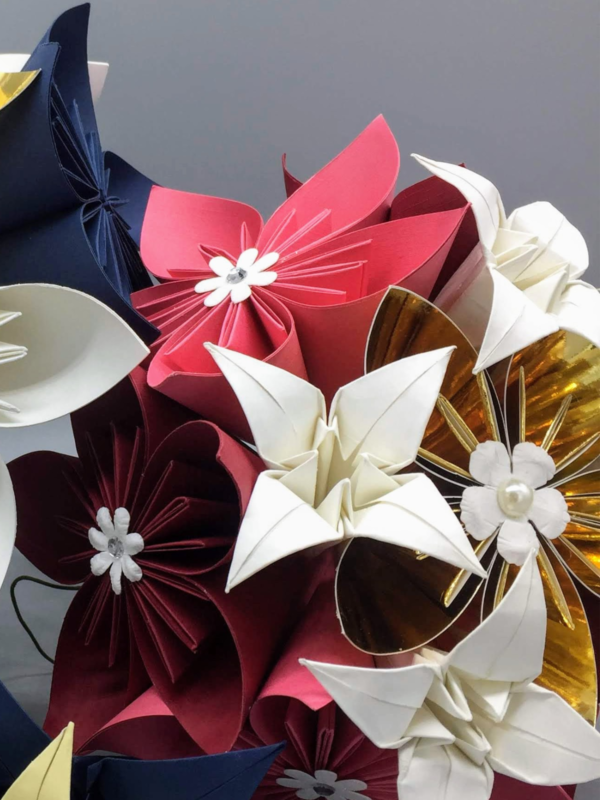 Fast Track Course: Origami Flower Bouquets - Image 3