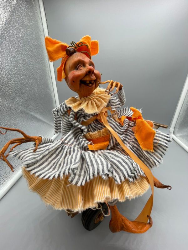 Sculpting a Unique Pumpkin Man in Polymer Clay - Image 4