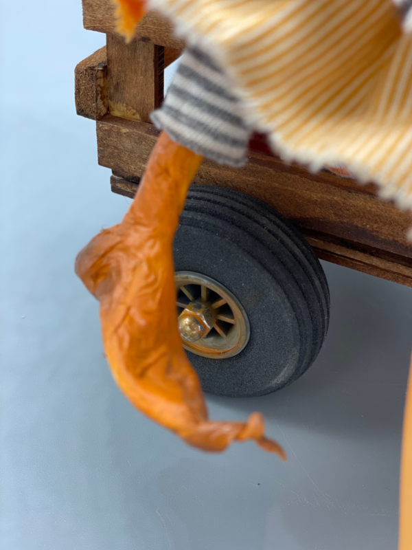 Sculpting a Unique Pumpkin Man in Polymer Clay - Image 5