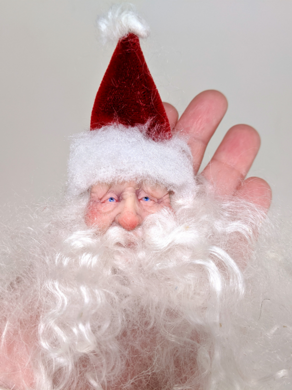 Fast Track Course: Sculpting a Santa Magnet