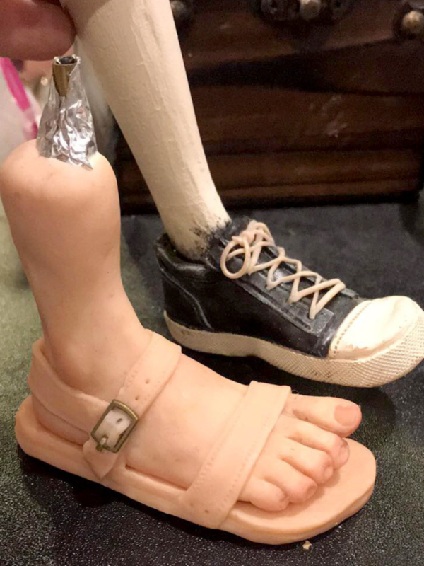 How to Sculpt Shoes in Polymer Clay