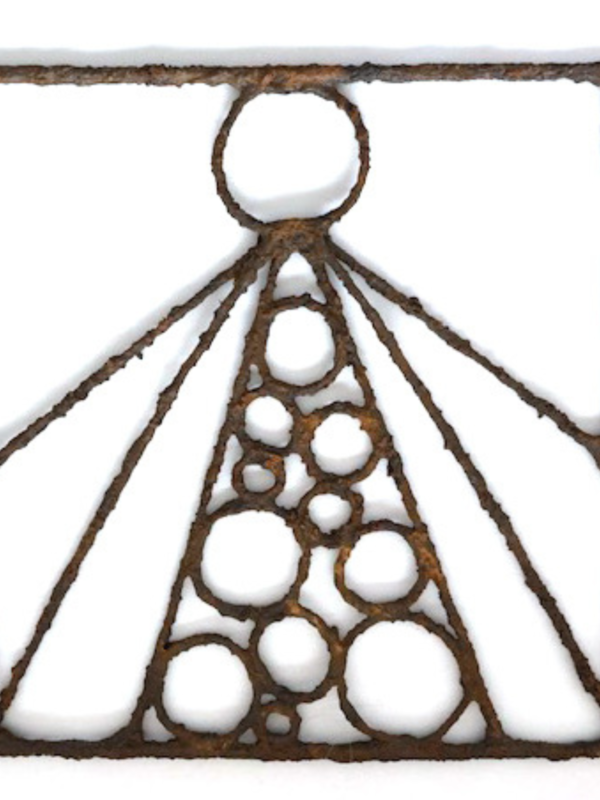 How to Make a Faux Wrought Iron Wall Piece