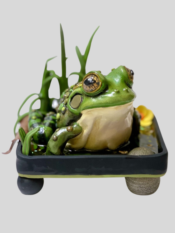 Sculpting a Polymer Clay Frog in a Pond