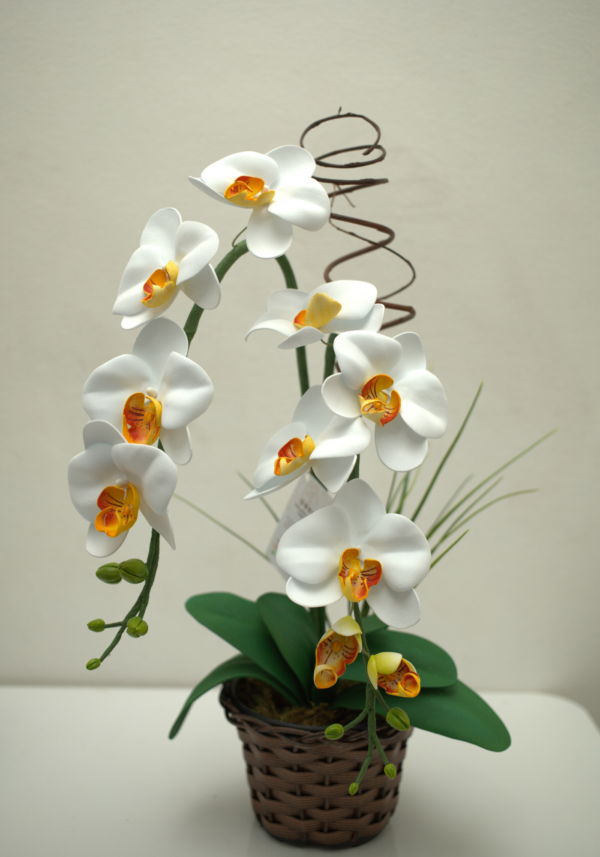 How to Make Realistic Orchids in Craft Foam - Image 10
